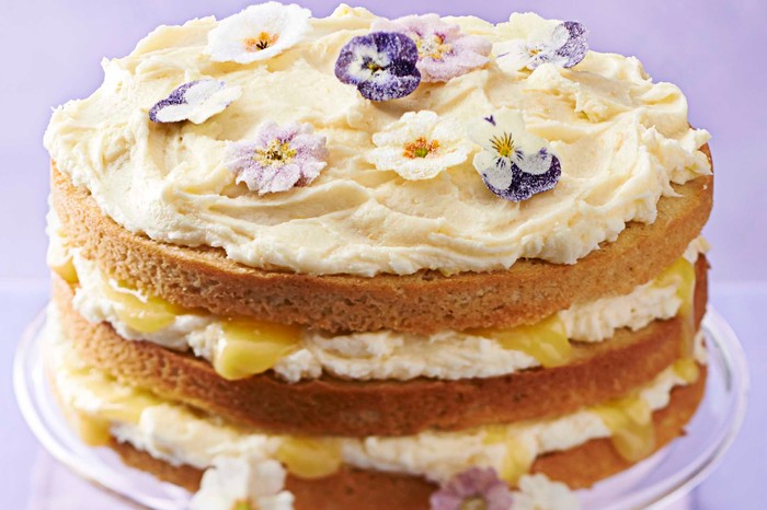 Lemon Layer Cake With Lemon Curd