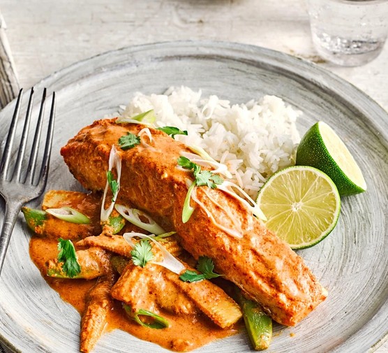 healthy thai salmon tray bake with rice