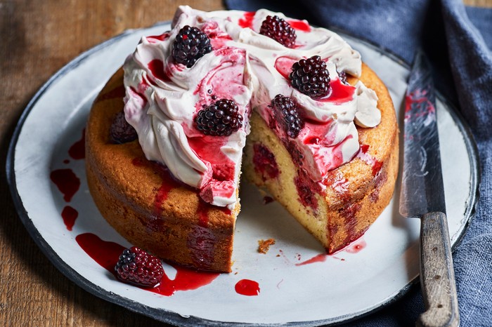 Blackberry and Yogurt Cake Recipe